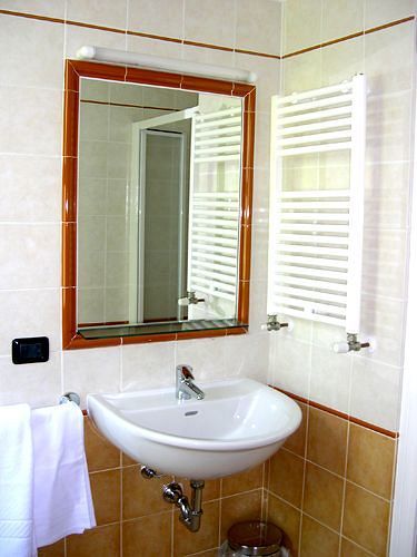 Hotel Fontana Rubiera Buitenkant foto